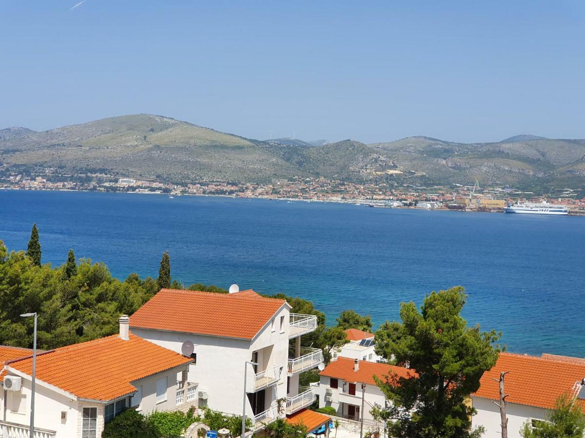 Apartment Tihana Trogir Exterior foto
